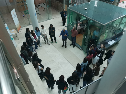 Visita del IES Miguel Catalán al CCHS