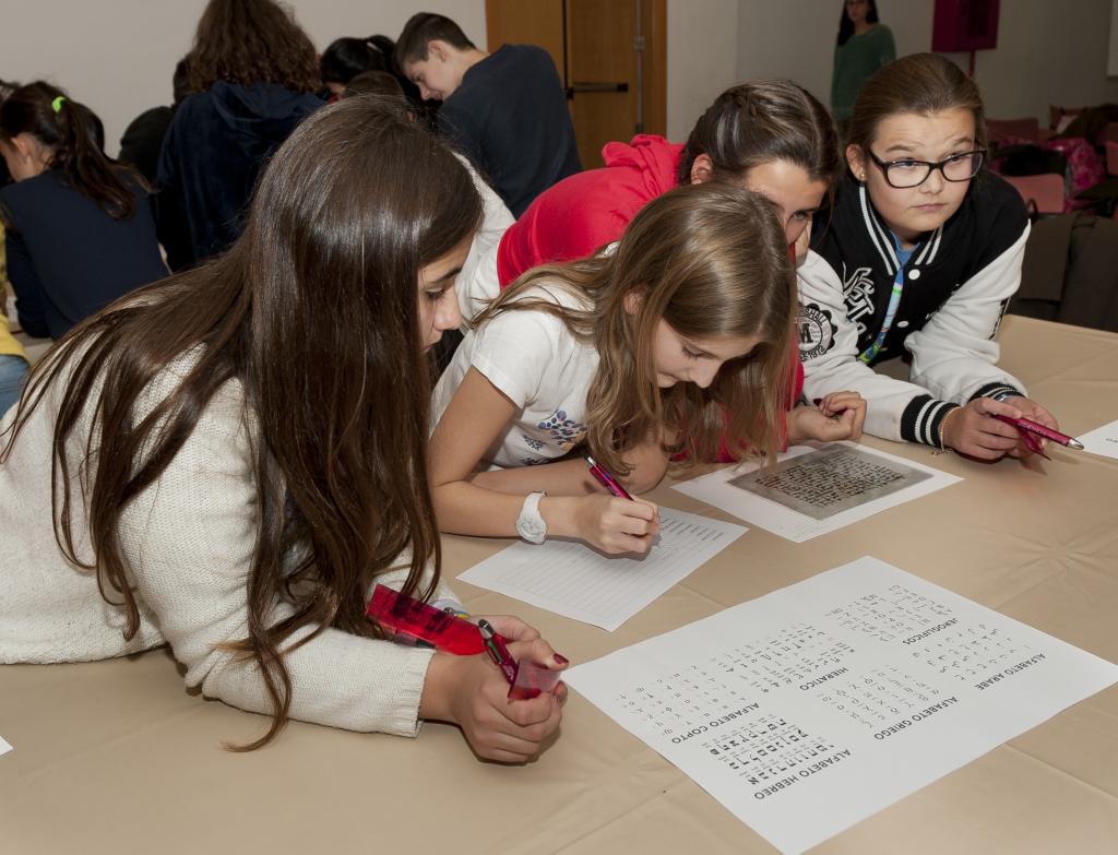 Cerca de 500 visitantes disfrutan de la decena de actividades de la Semana de la Ciencia organizadas por el CCHS